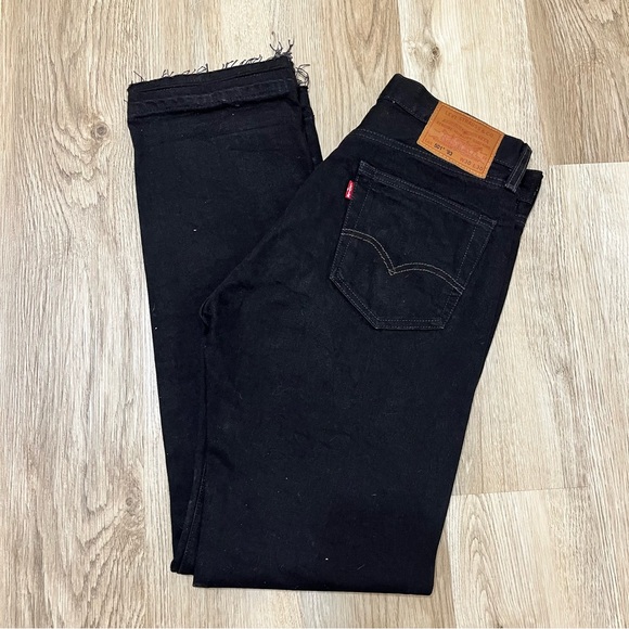LEVI’S JEANS - Picture 1 of 3